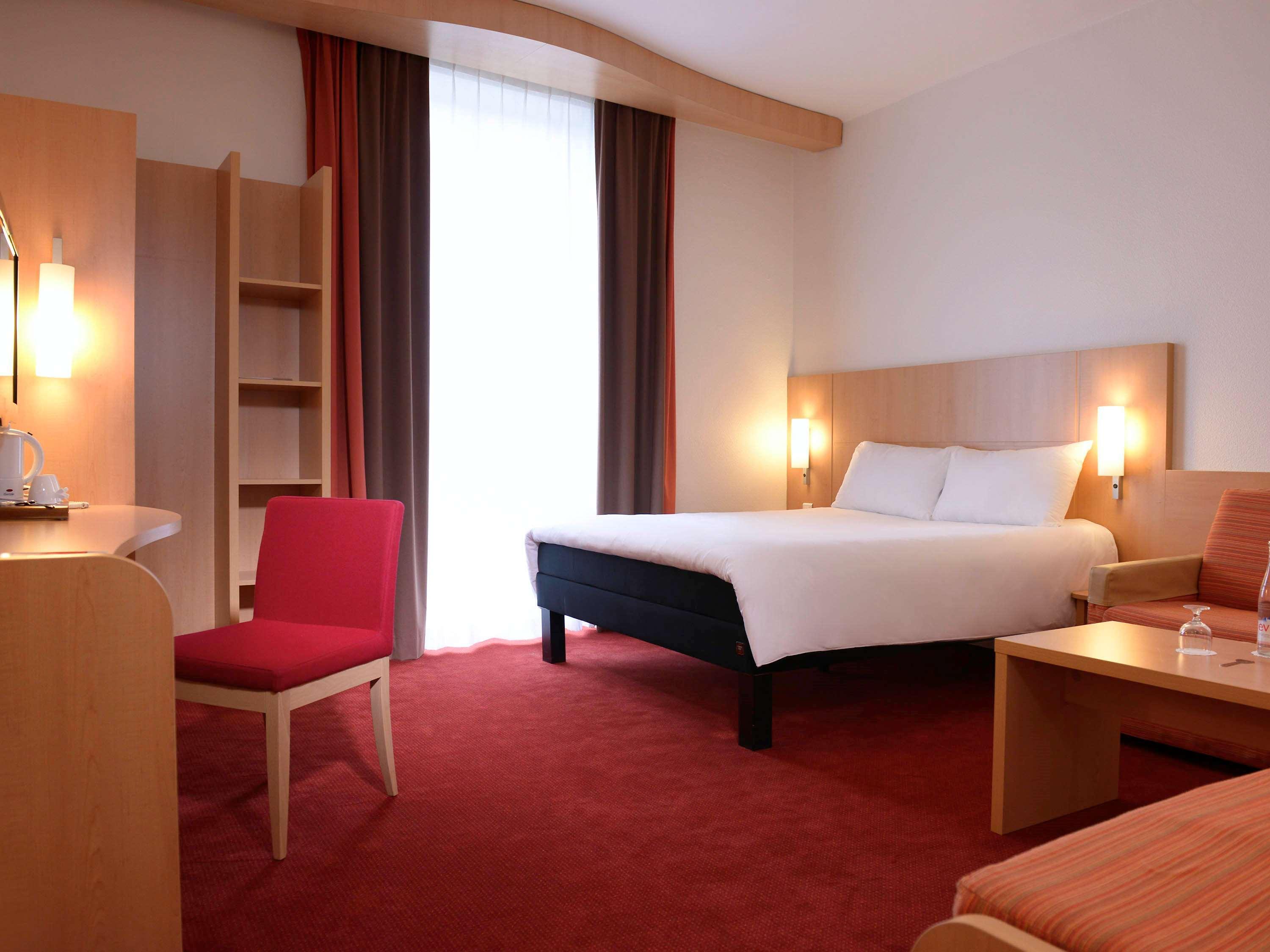 Ibis Centre Perrache Hotel 3*