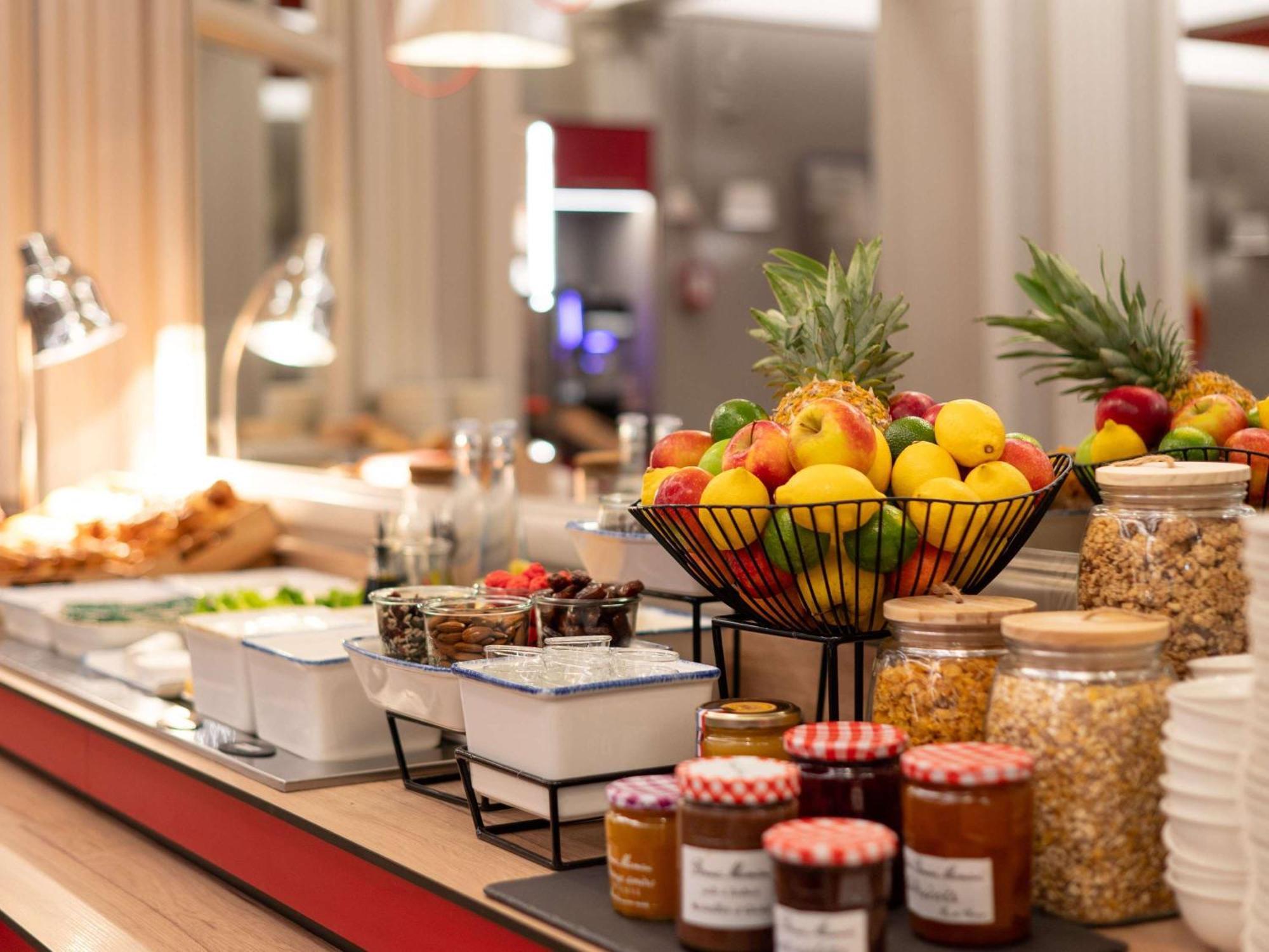 Ibis Centre Perrache 3*