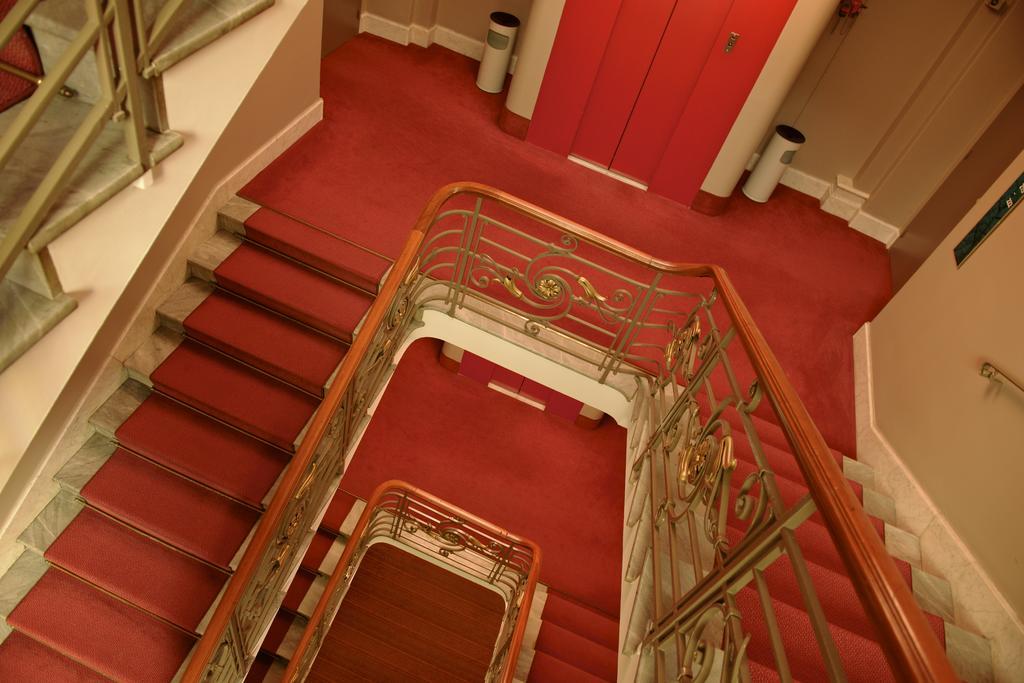 Ibis Centre Perrache 3*